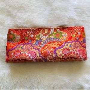 NWOT Japanese floral clutch